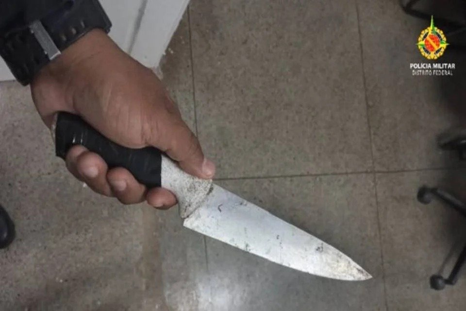 Criança de 8 anos vítima de homem que esfaqueou 5 pessoas morre no DF