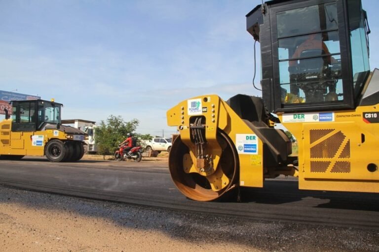 Governo abre edital para contratar empresas visando executar obras do “Tchau Poeira” nos municípios de Rondônia