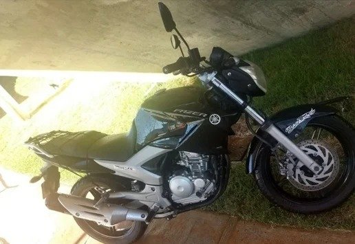 Homem dá calote em sogra, cancela casamento e foge com moto da noiva