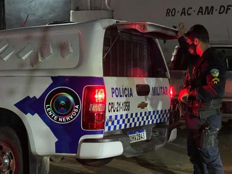 Mulher é presa após furtar R$100 em casa de sargento da PM