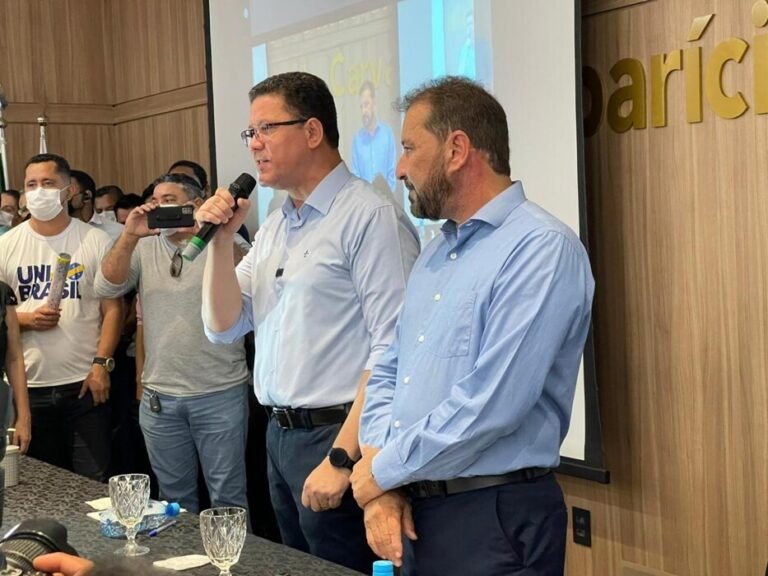 Pela Capital, Hildon abre mão de candidatura e declara apoio à reeleição de Marcos Rocha