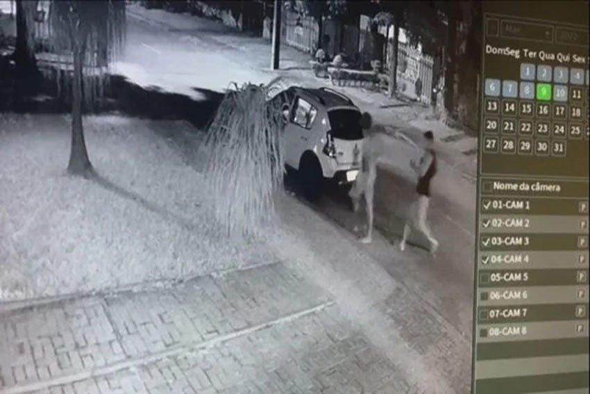 Personal que espancou morador de rua diz que mulher foi estuprada - VÍDEO 1 Personal que espancou morador de rua diz que mulher foi estuprada - VÍDEO