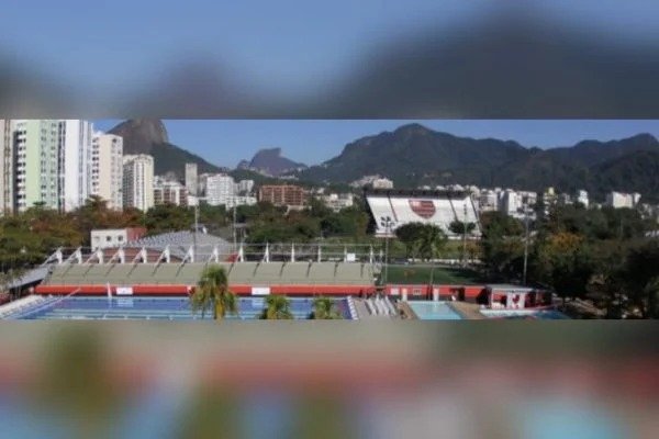 Idoso é preso por tentativa de estupro de garoto no clube do Flamengo 1 Idoso é preso por tentativa de estupro de garoto no clube do Flamengo