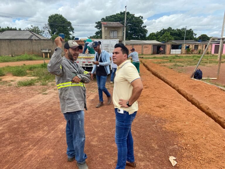 Últimas Notícias 7 Iluminação é revitalizada em campo na zona sul a pedido do vereador Edimilson Dourado