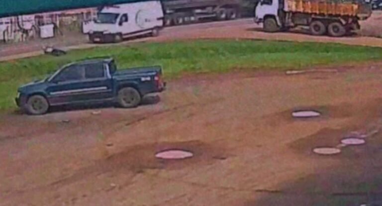 Vídeo: Homem é atropelado por ambulância ao tentar atravessar BR-364, em RO