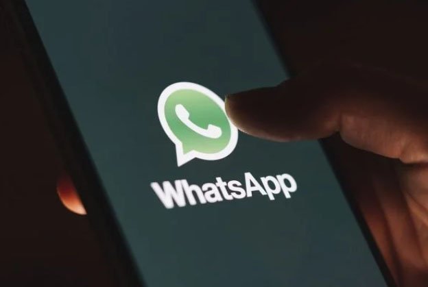 WhatsApp fica fora do ar nesta quinta (28) e web não consegue se falar