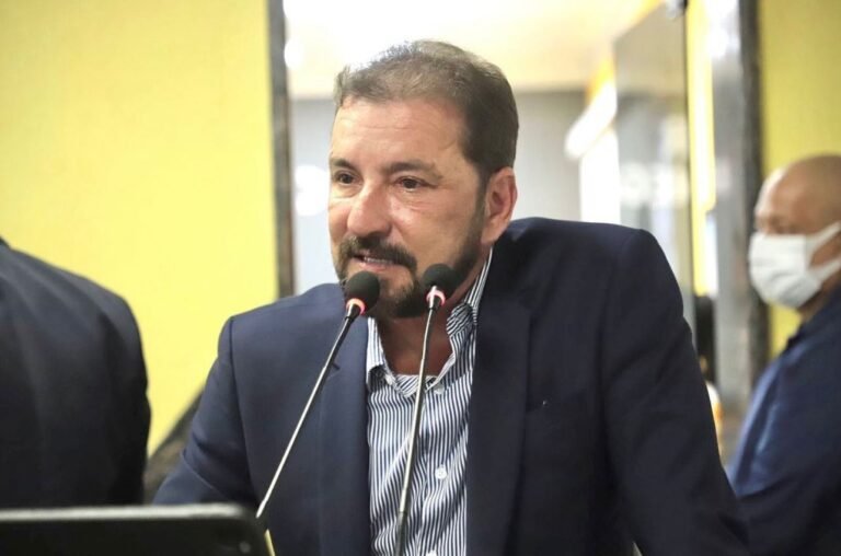 Últimas Notícias 2 ARREGOU? Prefeito Hildon Chaves revoga lei que reajusta salários de servidores