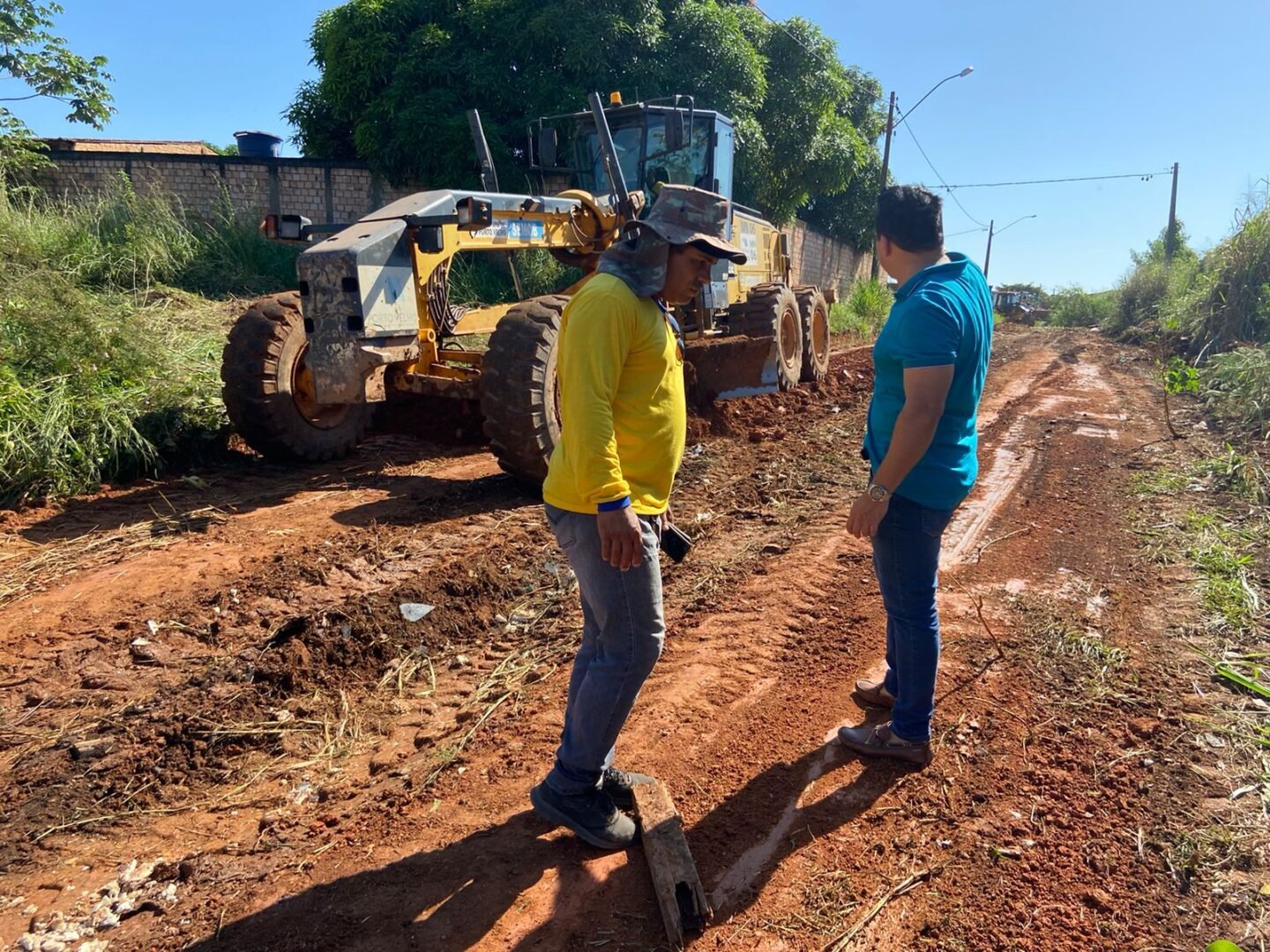 Ruas da zona sul recebem paliativo a pedido do vereador Edimilson Dourado