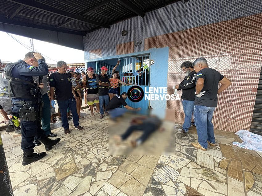 Apenado é executado com oito tiros em frente conveniência na capital