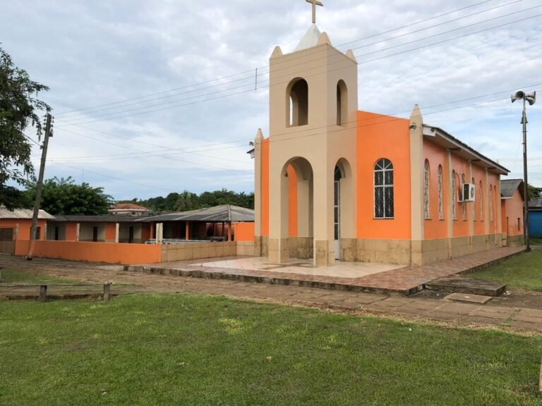 Últimas Notícias 4 Jornalista Alessandro Lubiana defende tese de doutorado