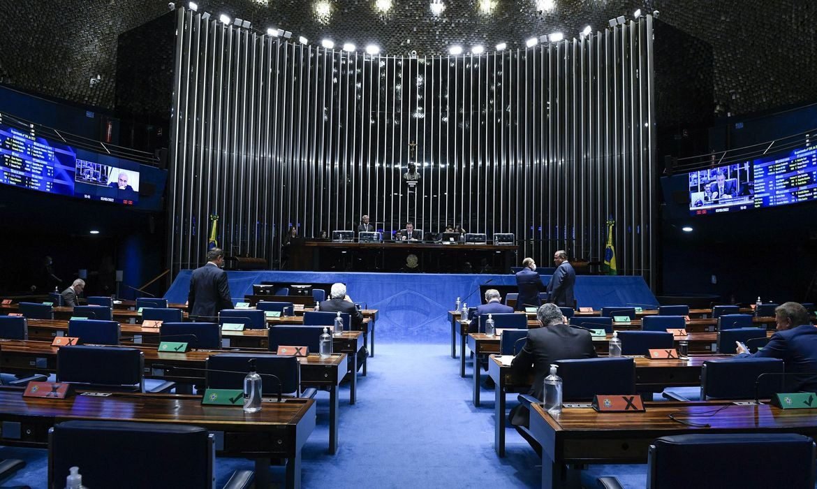 Senado aprova projeto que limita ICMS dos combustíveis 1 Senado aprova projeto que limita ICMS dos combustíveis