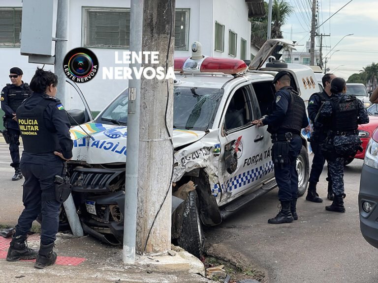 Últimas Notícias 5 Policiais são socorridos após grave acidente em cruzamento no centro da capital – VÍDEO