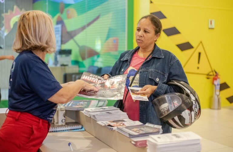 Campanha contra a violência aos idosos leva orientações ao Porto Velho Shopping