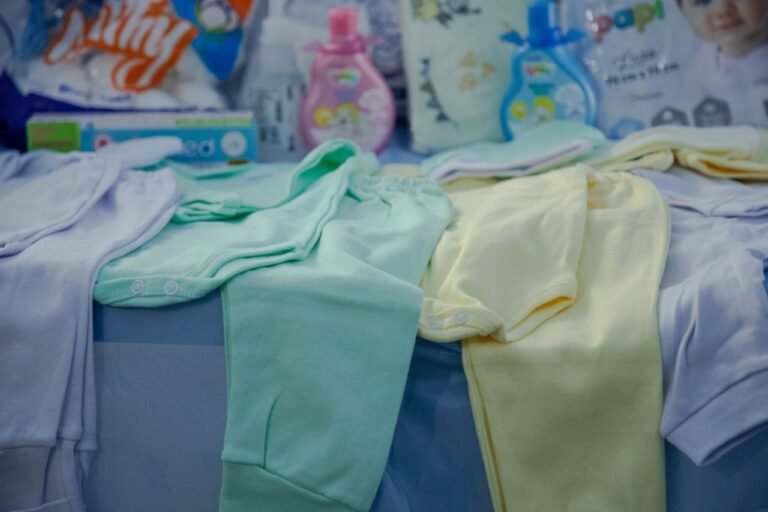 Mais de 2 mil enxovais e kits de higiene pessoal foram entregues na Maternidade Mãe Esperança