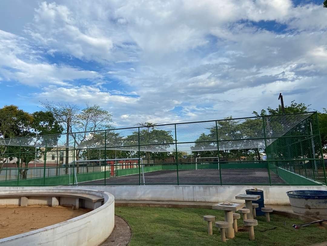 ZONA SUL – Poliesportivo solicitado pelo vereador Edimilson Dourado será entregue em breve