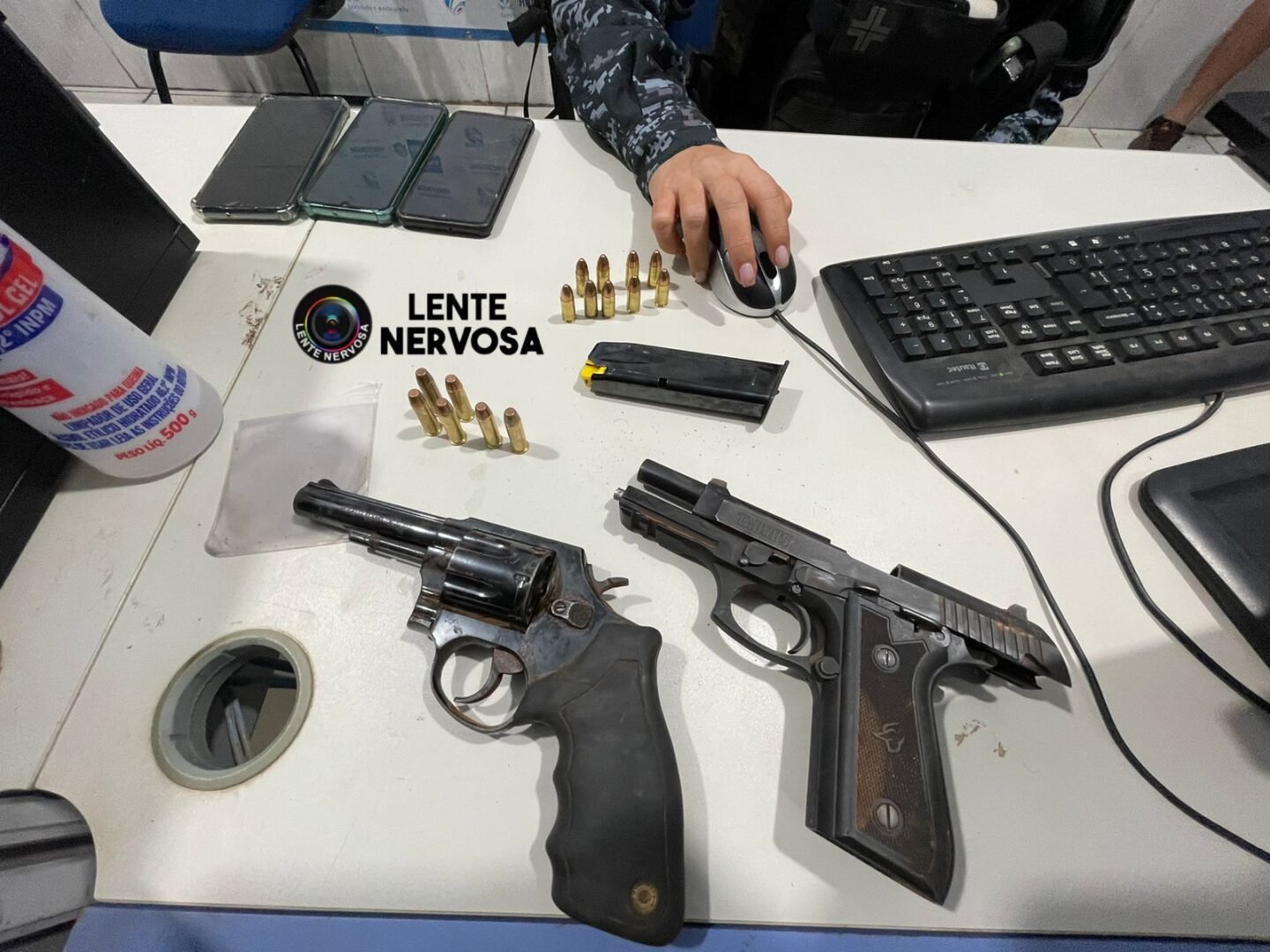 Adolescentes tentam executar rival na zona leste e são apreendidos após fuga alucinada