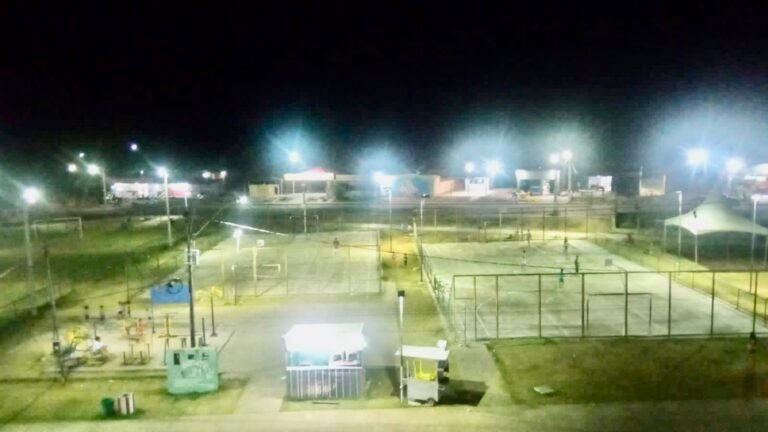 Últimas Notícias 6 Emdur revitaliza iluminação em quadras no Morar Melhor após pedido do vereador Edmilson Dourado