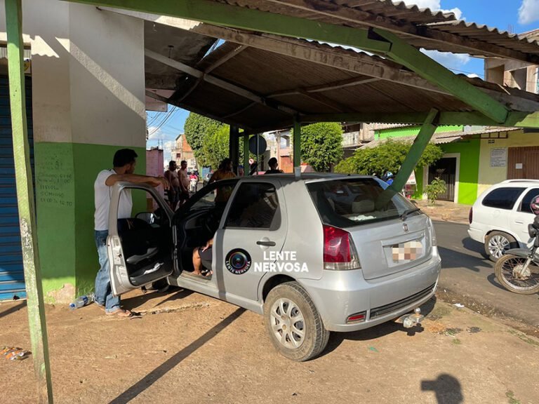 Últimas Notícias 4 Motorista invade calçada e atinge morador em situação de rua após acidente em cruzamento