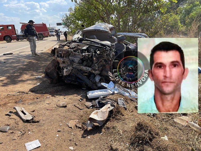 Últimas Notícias 3 Hilux bate de frente com caminhão e pai e filho morrem na hora – VÍDEO