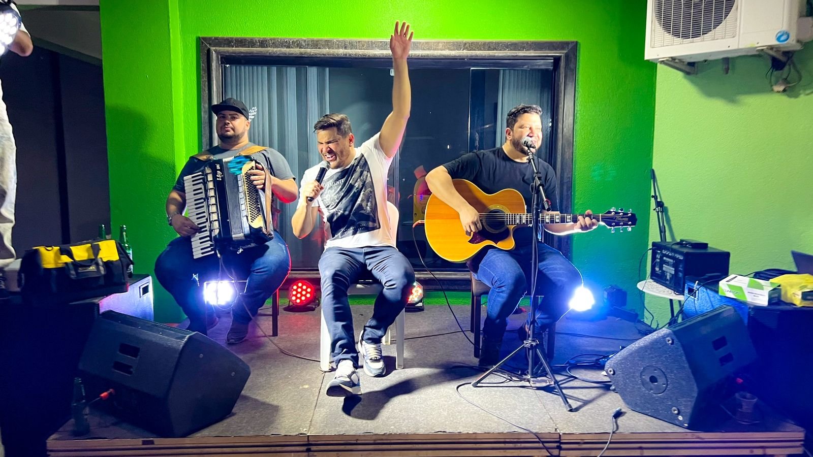 Dupla Cleber & Cauan são convidados em um evento particular em Porto Velho