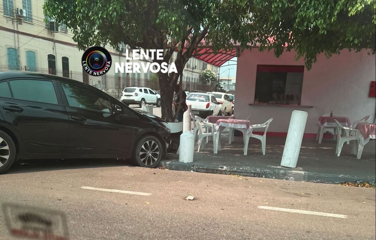 Motorista invade preferencial e causa grave acidente no centro – VEJA O VÍDEO