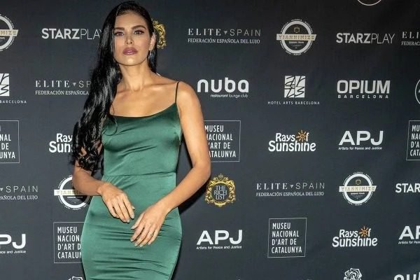 Suposto affair de Vini Jr., miss Venezuela é detida por tráfico humano