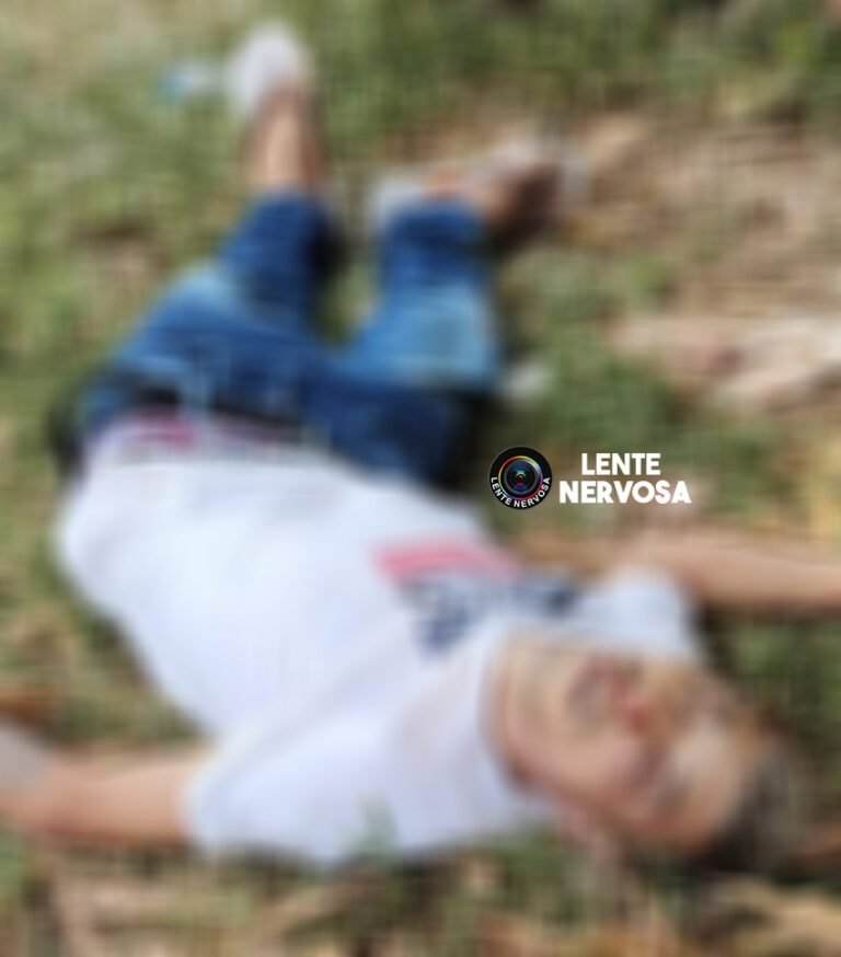 URGENTE – Cadáver de jovem é jogado de dentro de carro na zona leste