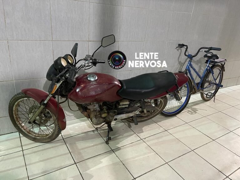 Adolescente é apreendida após roubo de moto e celular na zona sul