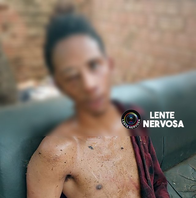 ATUALIZADA – Homem é espancado e amarrado por integrantes de facção enquanto colhia mangas