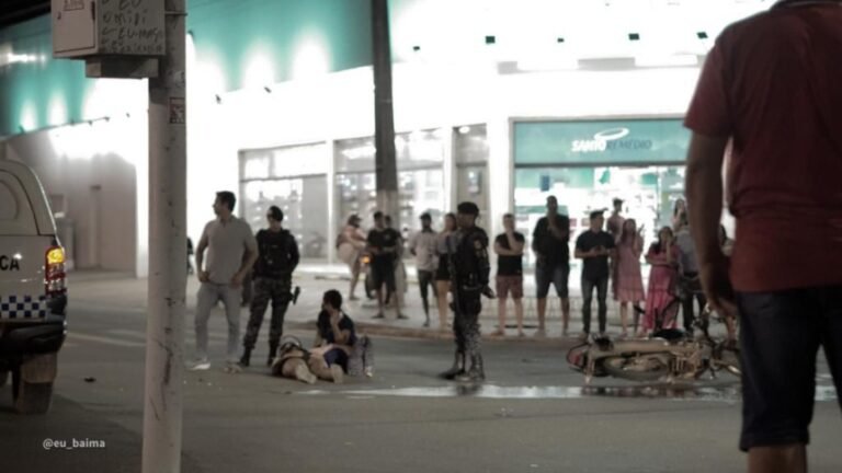 Motociclista sofre suspeita de fratura ao colidir em ônibus na capital – VÍDEO