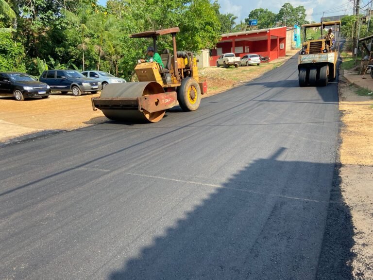 Últimas Notícias 4 Grande trecho da Rua Três e meio é asfaltado a pedido do vereador Edmilson Dourado