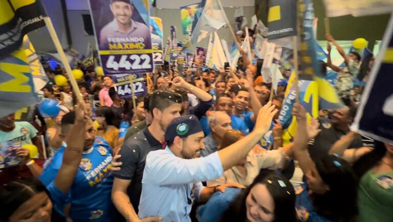 Últimas Notícias 10 Mais de 2.000 pessoas no “Grande Encontro” do 4422 Dr. Fernando Máximo realizado na Zona Leste de Porto Velho