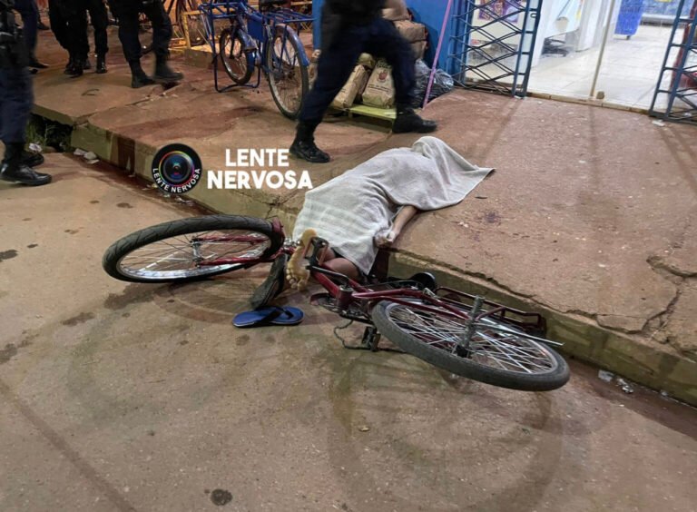 Adolescente é executado a tiros em frente a condomínio na zona leste