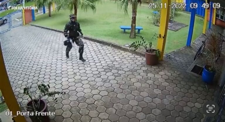 Últimas Notícias 8 Câmeras registram ataque a tiros em escola no Espírito Santo – ASSISTA AO VÍDEO