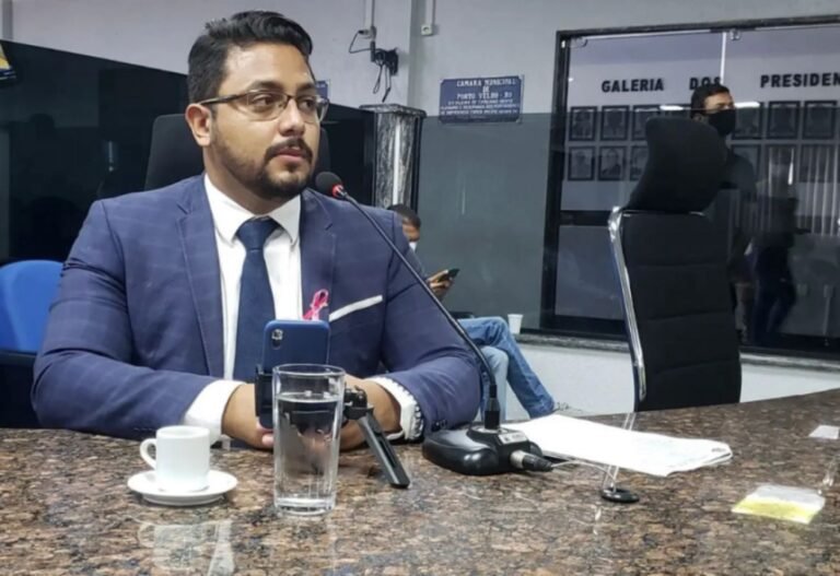 Últimas Notícias 6 Vereador Gilber Mercês apresenta PL para contribuintes efetuarem pagamento de tributos, taxas e multas através do PIX