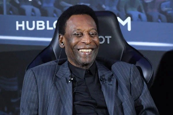 “Estou forte”, afirma Pelé em texto no Instagram após boletim médico 1 “Estou forte”, afirma Pelé em texto no Instagram após boletim médico
