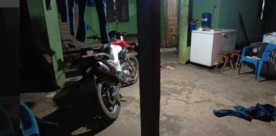 BRUTAL: pai, mãe e filha são mortos com tiros no rosto em Ji-Paraná