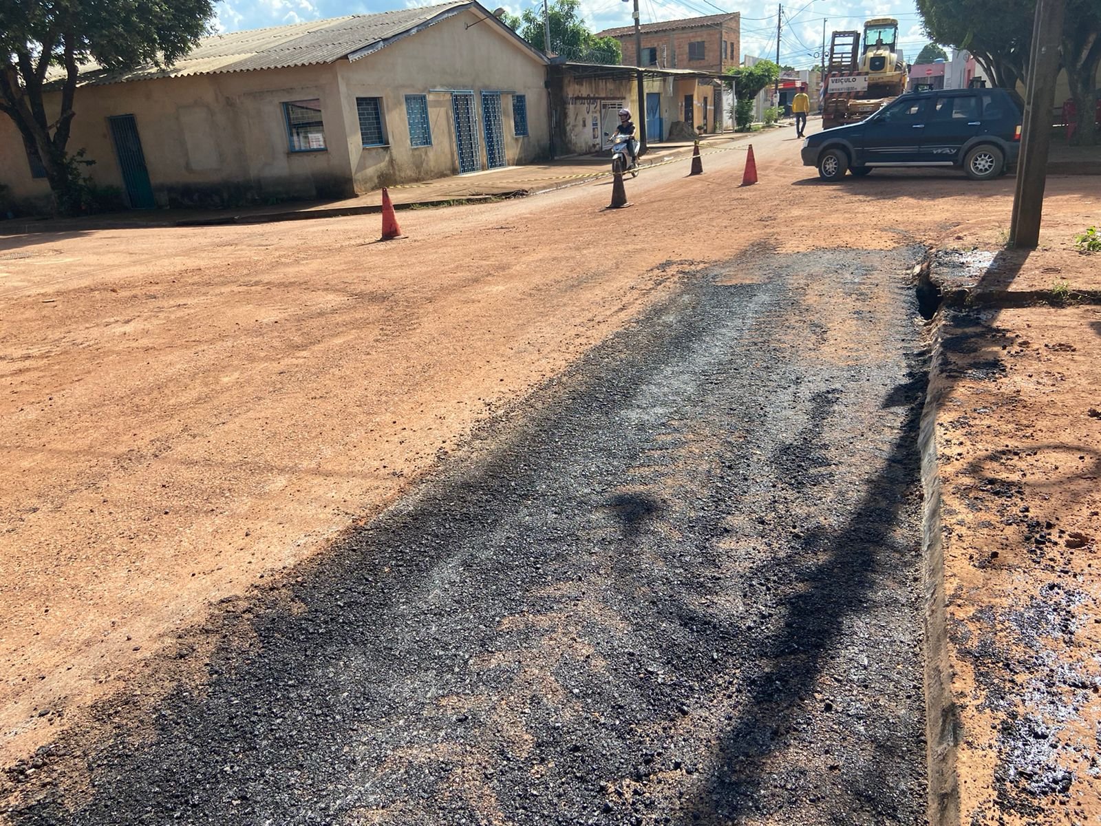 Tapa buraco é realizado na zona sul a pedido do vereador Edimilson Dourado