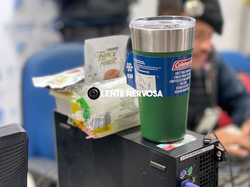 Jovem é presa após furtar copo térmico e outros produtos em hiper mercado na capital