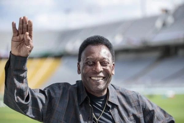 Brasil se despede de Pelé com luto oficial e velório aberto