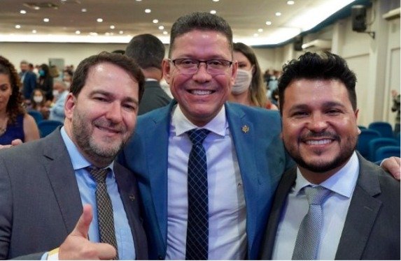 Deputados entram em acordo e definem presidência da ALE para os dois biênios da próxima legislatura em RO