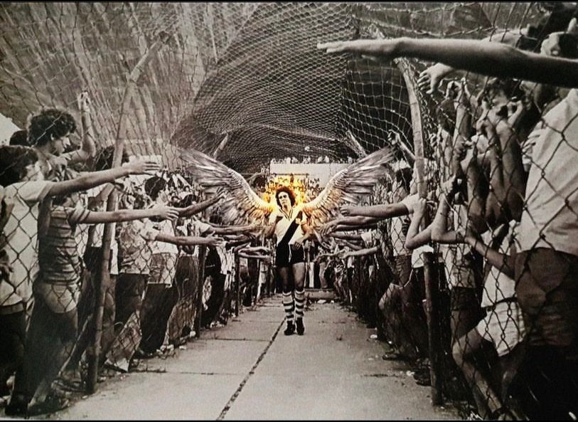 Morre Roberto Dinamite aos 68 anos