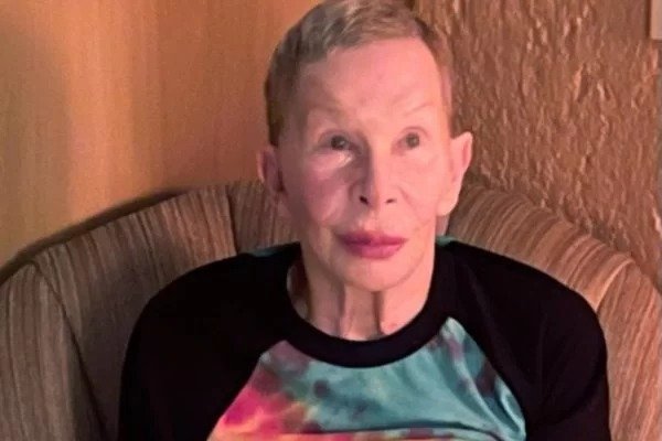 Rita Lee é internada em hospital de São Paulo