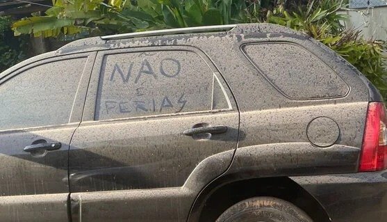 Turistas na praia após tragédia revoltam moradores: “Não é férias”