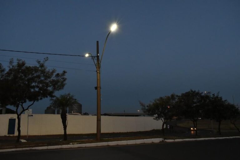 Últimas Notícias 6 Saiba como solicitar reparos na iluminação pública na capital