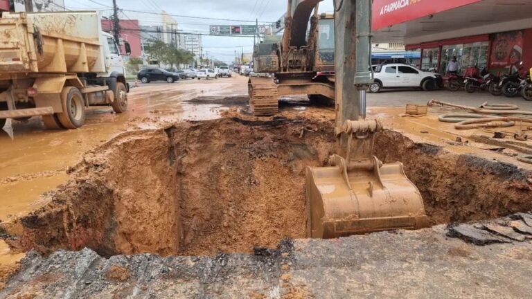 Bairros de Porto Velho ficam sem abastecimento de água por causa de obras em tubulações