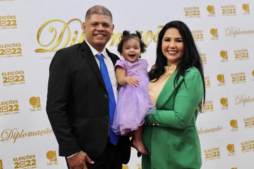 No Dia Internacional da Mulher, Cristiane Lopes anuncia frente parlamentar em favor das mães atípicas 1 No Dia Internacional da Mulher, Cristiane Lopes anuncia frente parlamentar em favor das mães atípicas