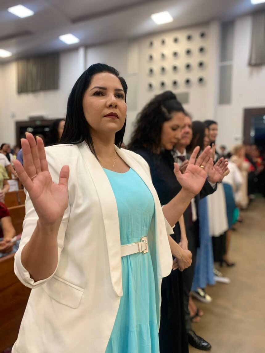 Cristiane Lopes marca presença no centésimo primeiro aniversário da Igreja Assembleia de Deus, em Rondônia