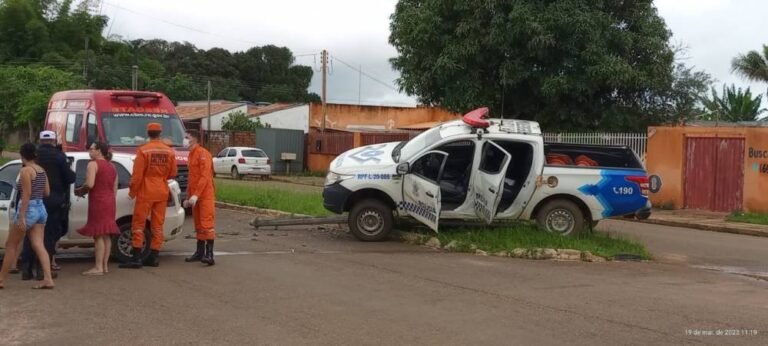 Últimas Notícias 5 Viatura da PM fica destruída após se envolver em acidente durante perseguição