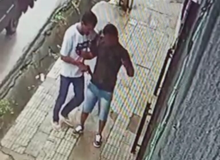 Últimas Notícias 2 Apenado suspeito de roubar R$5 mil de ribeirinho é preso escondido na casa da mãe